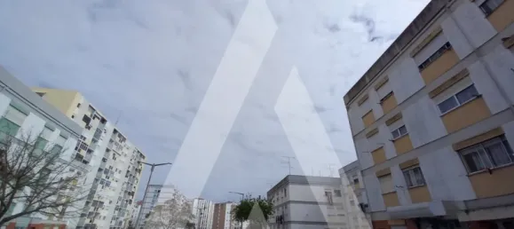 1 bedroom Apartment in Corroios, Portugal No. 86980 20