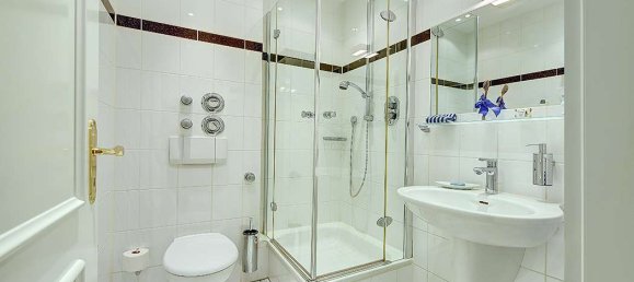 Квартира с 2 спальнями в Дюссельдорф, Германия № 269649 14