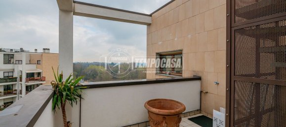 Дуплекс с 2 комнатами в Сан Донато Миланезе, Италия № 20929 25