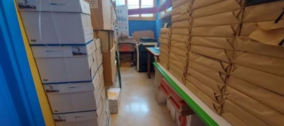 624m² Office in Milan, Italy No. 239100 18