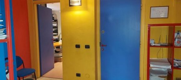 624m² Office in Milan, Italy No. 239100 11