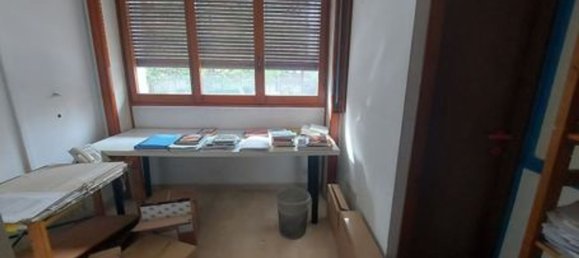 624m² Office in Milan, Italy No. 239100 10