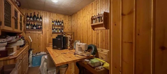 4 rooms House in Como, Italy No. 28232 19