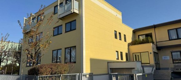 947m² Building in Munich, Germany No. 84420 3