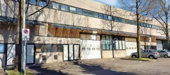 Almacén en Legnano, Italy 589 m² No. 311918 20