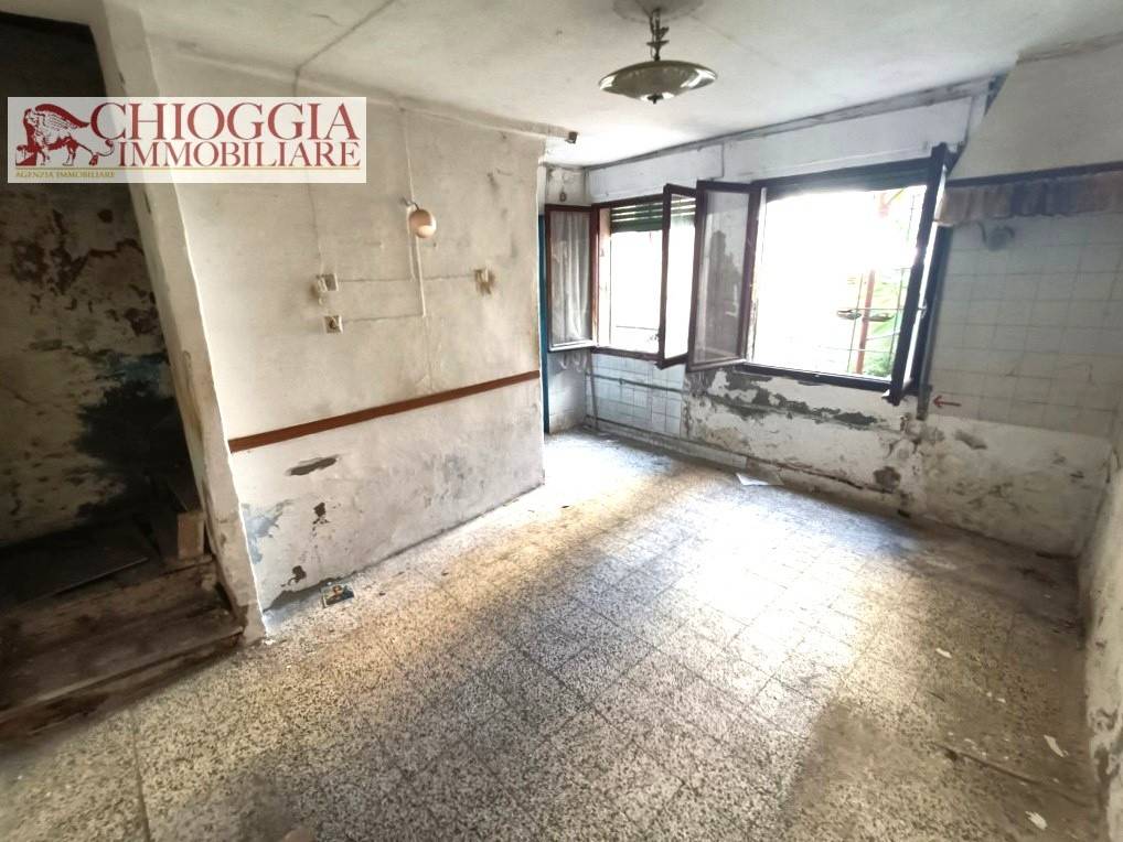 3 bedrooms House in Chioggia, Italy No. 280722