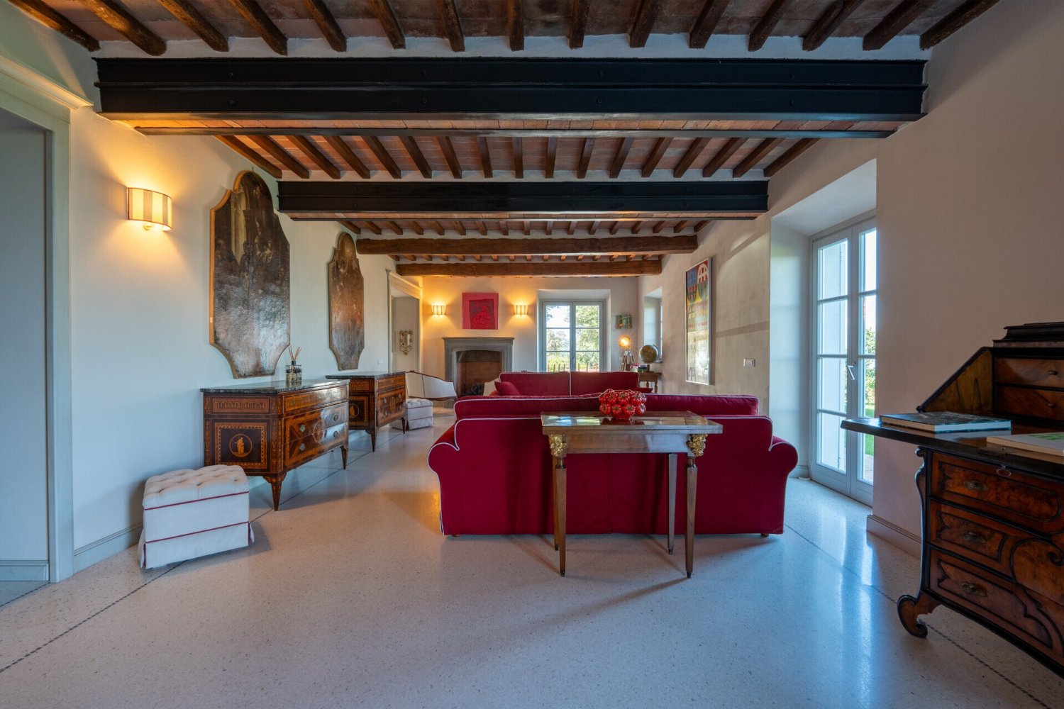 5 bedrooms Villa in Livorno, Italy No. 64375