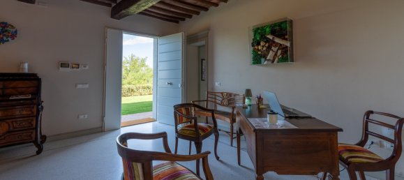 5 bedrooms Villa in Livorno, Italy No. 64375 22