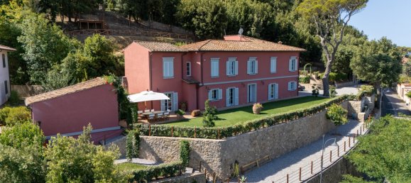 5 bedrooms Villa in Livorno, Italy No. 64375 4