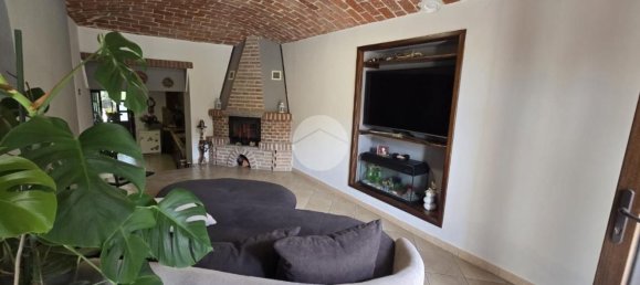 8-salle Maison à Cisterna d'Asti, Italy No. 281142 3