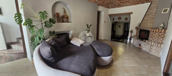 8-salle Maison à Cisterna d'Asti, Italy No. 281142 2