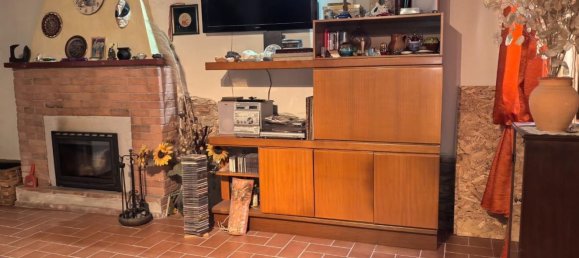 7 rooms House in Buti, Italy No. 285683 9