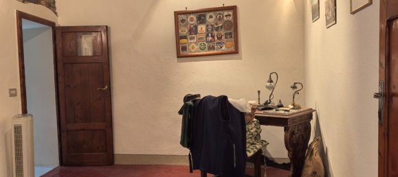 7 rooms House in Buti, Italy No. 285683 22