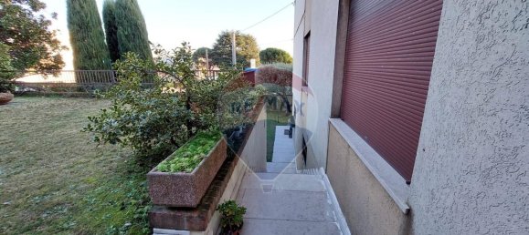 4 rooms Apartment in Bassano del Grappa, Italy No. 153756 23