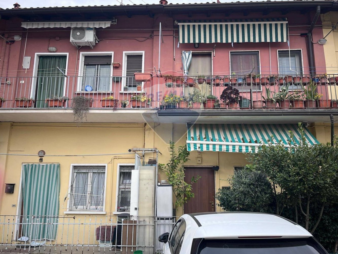 Apartamento de 1 dormitorio en Desio, Italy No. 6946