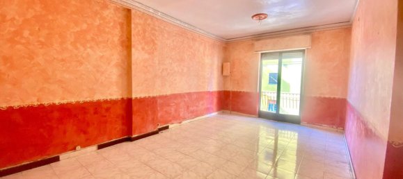 4 Schlafzimmer Wohnung in Palermo, Italy, Nr. 360029 7