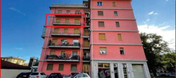 5 rooms Apartment in Viadana, Italy No. 272840 2