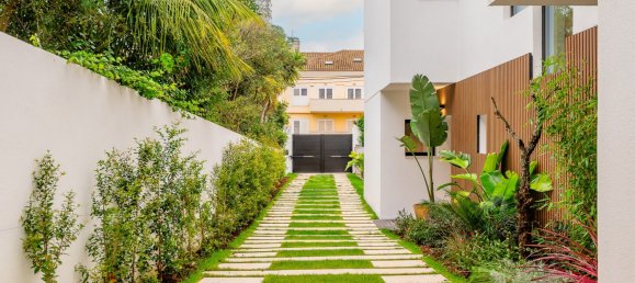 5 bedrooms Villa in Cascais, Portugal No. 197921 24