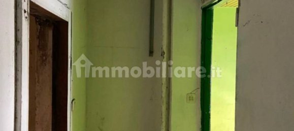 3 rooms Commercial property in Rome, Italy No. 289867 6