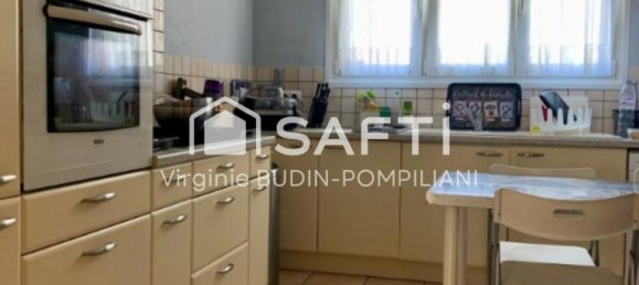 3 bedrooms Apartment in Longwy, France No. 70118 4