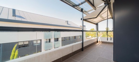 3 bedrooms Penthouse in Boadilla del Monte, Spain No. 166584 4