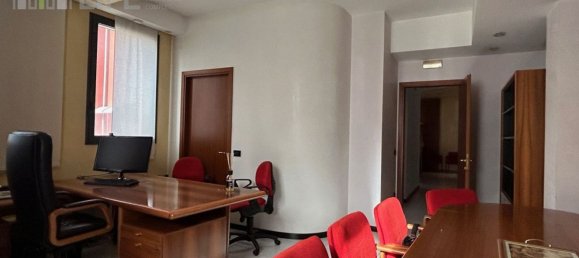 Büro in Schio, Italy 100m², Nr. 295717 11