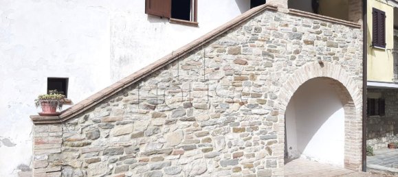 Дом с 4 комнатами в Пьетралунга, Италия № 72429 3