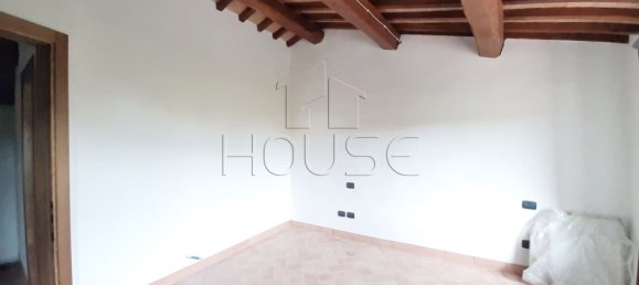 Дом с 4 комнатами в Пьетралунга, Италия № 72429 10