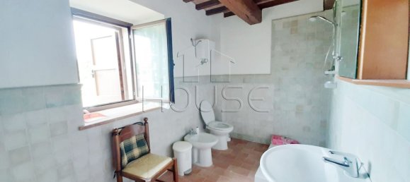 Дом с 4 комнатами в Пьетралунга, Италия № 72429 23