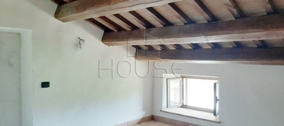 Дом с 4 комнатами в Пьетралунга, Италия № 72429 16