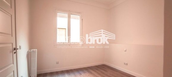 Apartamento T4 em Madrid, Spain N.º 77923 17