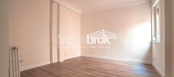 Apartamento T4 em Madrid, Spain N.º 77923 15