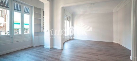 Apartamento T4 em Madrid, Spain N.º 77923 6