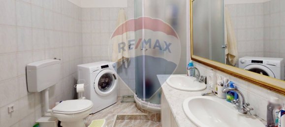 Квартира с 2 спальнями в Генуя, Италия № 270484 22