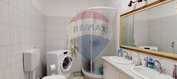 Квартира с 2 спальнями в Генуя, Италия № 270484 20