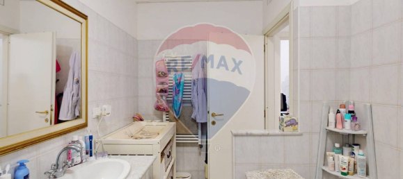 Квартира с 2 спальнями в Генуя, Италия № 270484 21