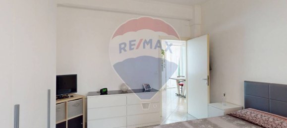 Квартира с 2 спальнями в Генуя, Италия № 270484 4