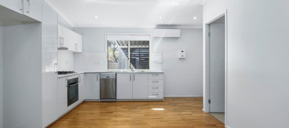 2 غرف نوم فيلا في Stanhope Gardens, Australia رقم 428 9