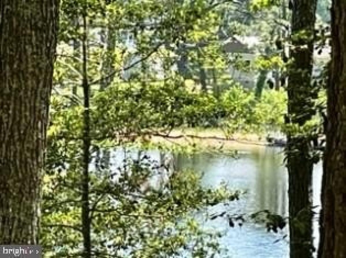  Land in New Church, USA No. 552101