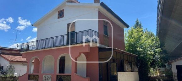 4 Schlafzimmer Villa in San Cesareo, Italy, Nr. 376839 31