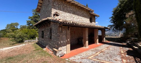 95m² Commercial property in Spoleto, Italy No. 271680 23