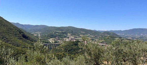 95m² Commercial property in Spoleto, Italy No. 271680 20