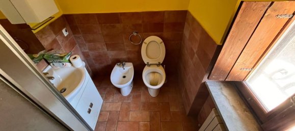 95m² Commercial property in Spoleto, Italy No. 271680 38