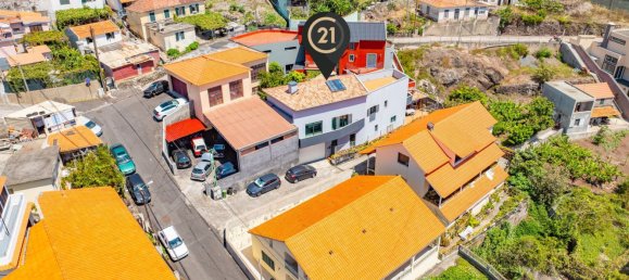 4 bedrooms House in Machico, Portugal No. 131700 3