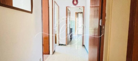 3 bedrooms House in Camaiore, Italy No. 265406 8