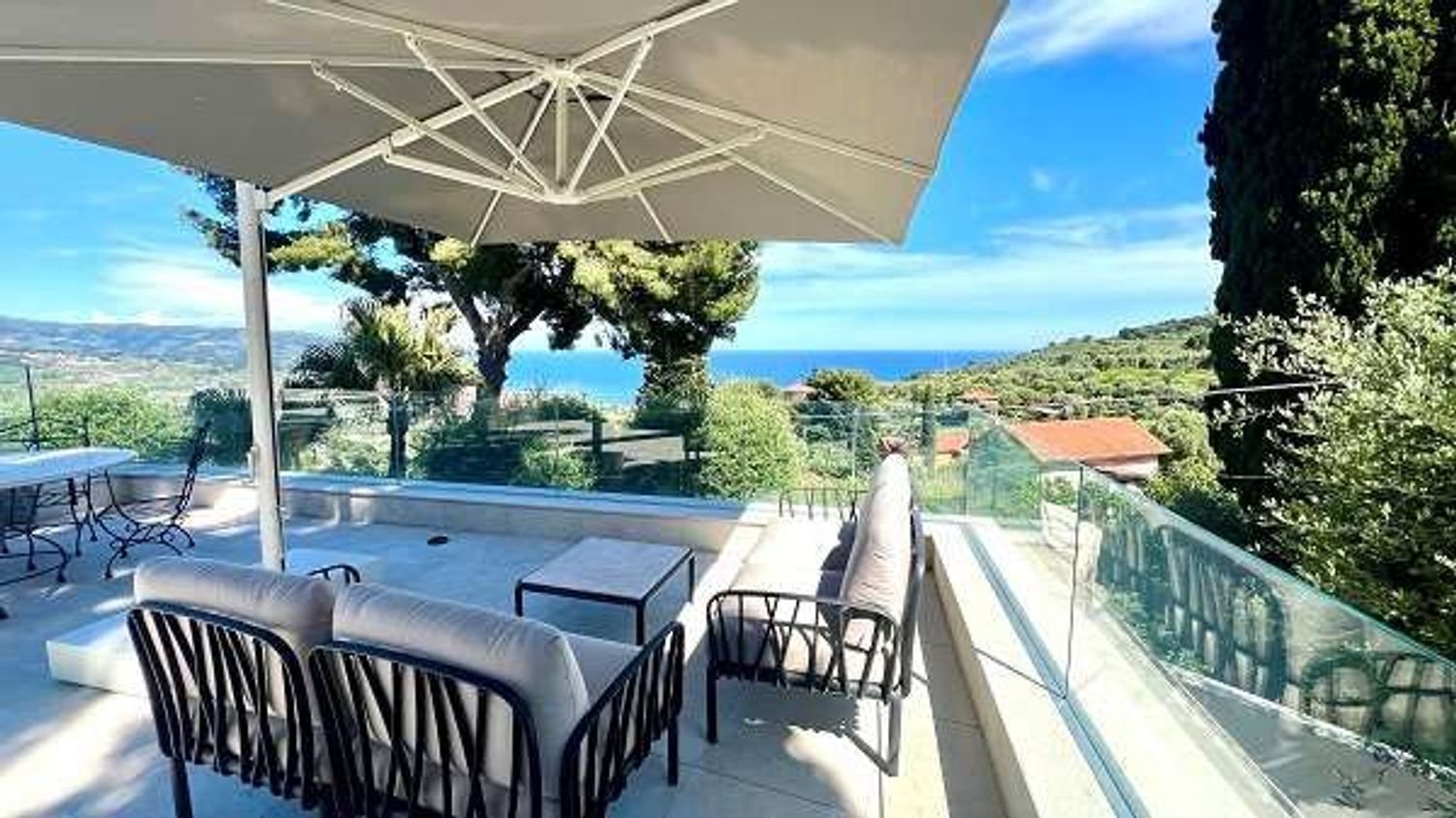 5 rooms Villa in Diano Marina, Italy No. 292934