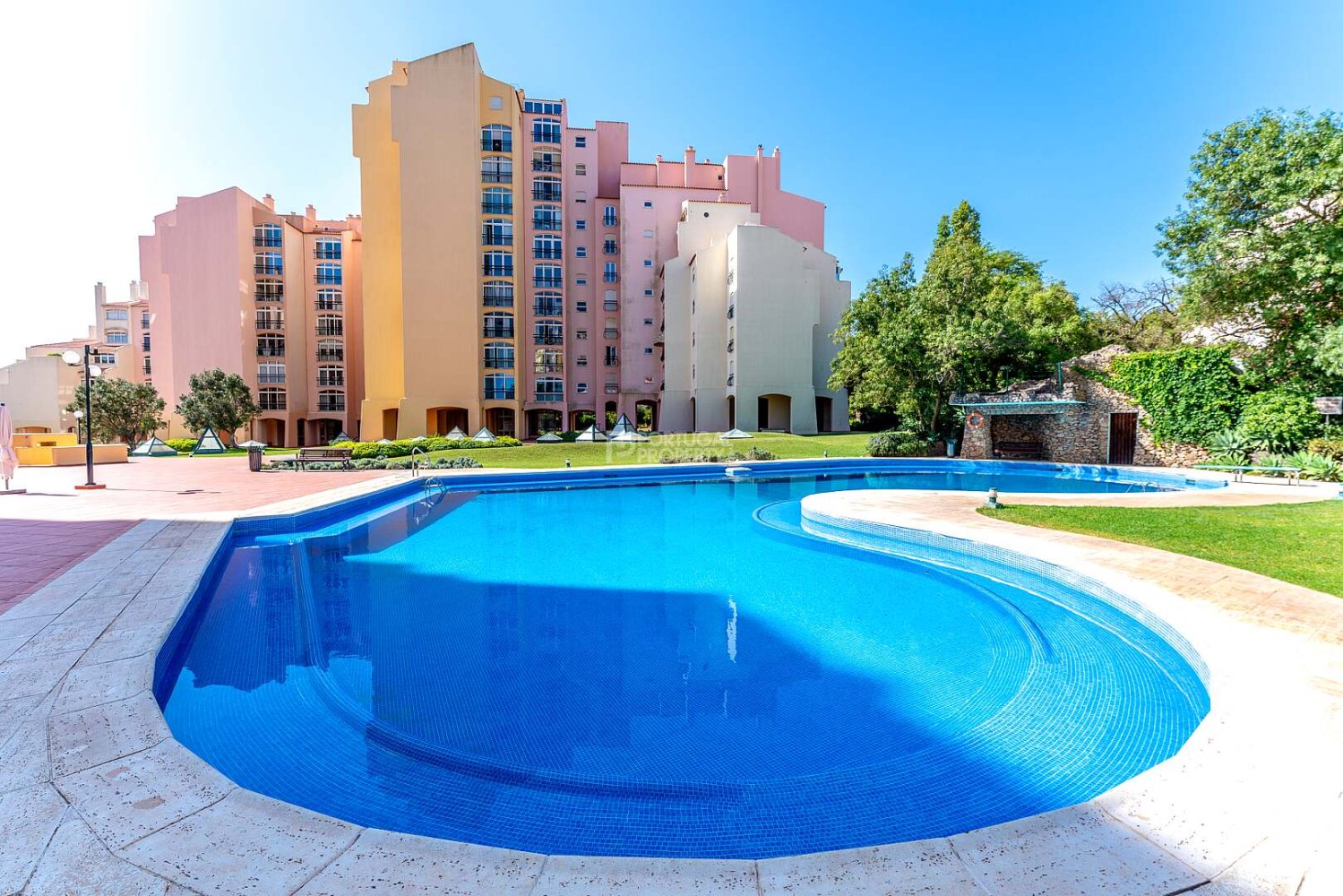 3 bedrooms Apartment in Cascais, Portugal No. 275800