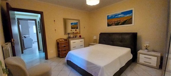 2 bedrooms Apartment in Prato, Italy No. 323604 13