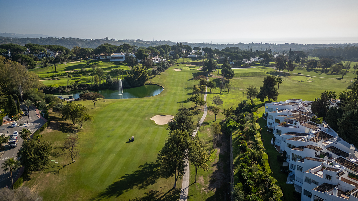 3 Schlafzimmer Penthouse in Marbella, Spain, Nr. 43911