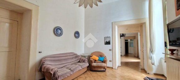 5 rooms Apartment in Naples, Italy No. 31535 11